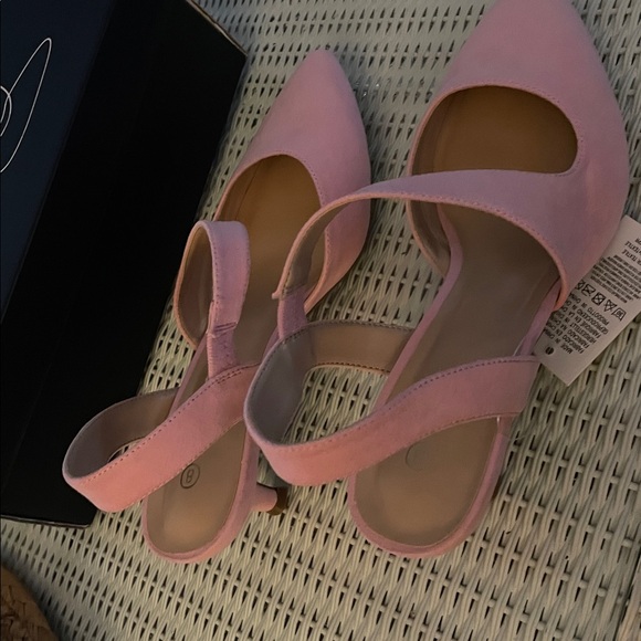 Chic Pink Women's Heels - Picture 4 of 6